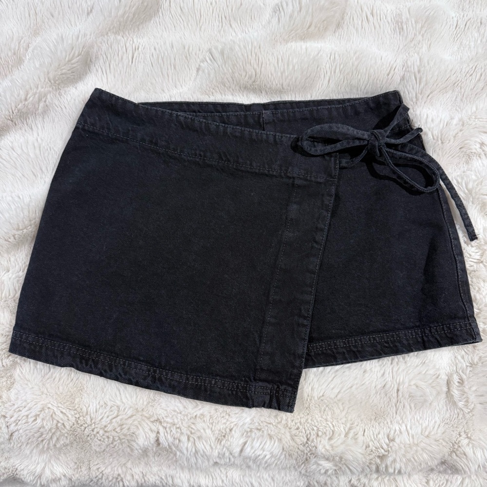 Cotton On Denim Wrap Skirt
NWOT size 8